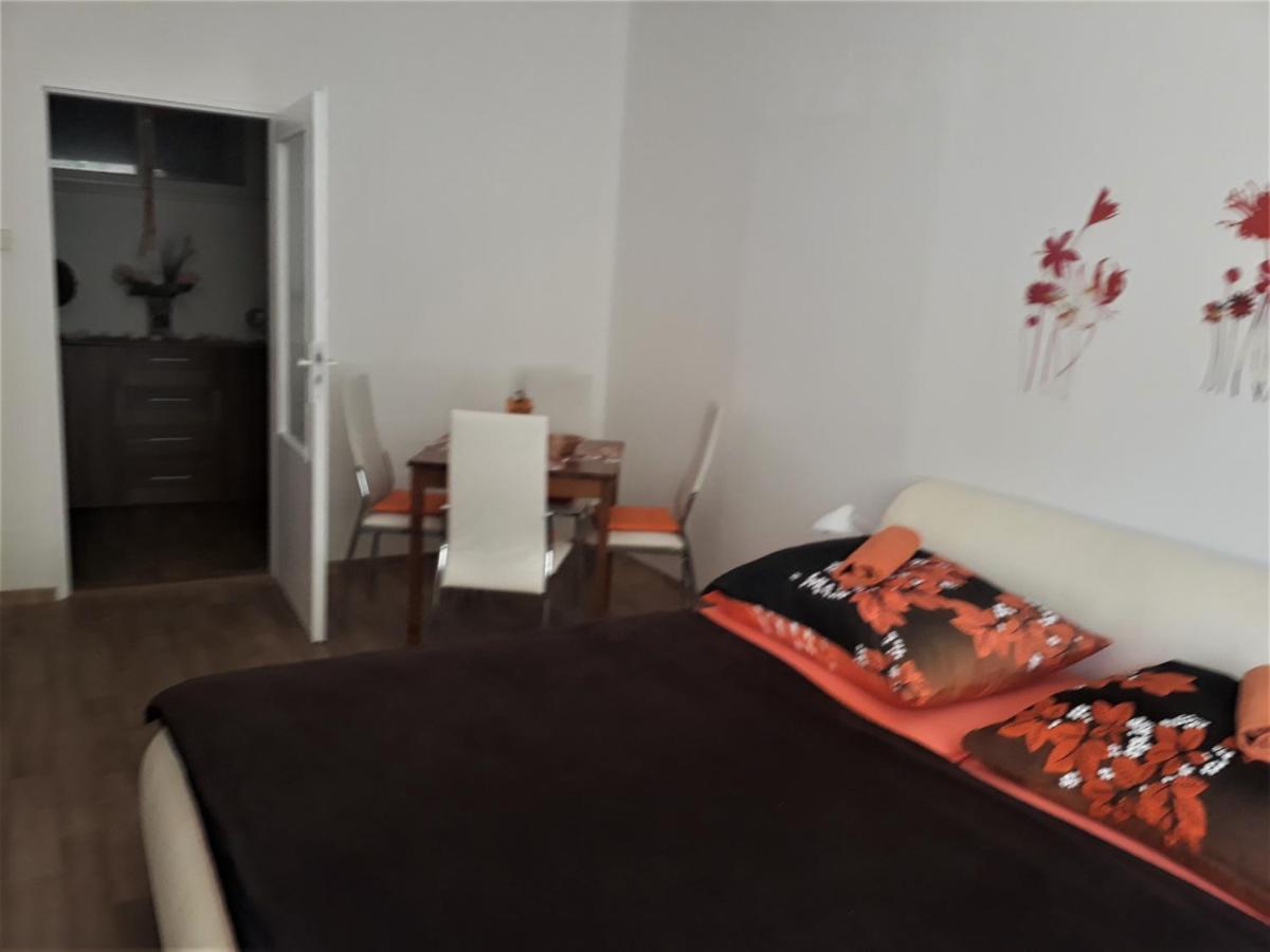 Apartmany كارلستين المظهر الخارجي الصورة