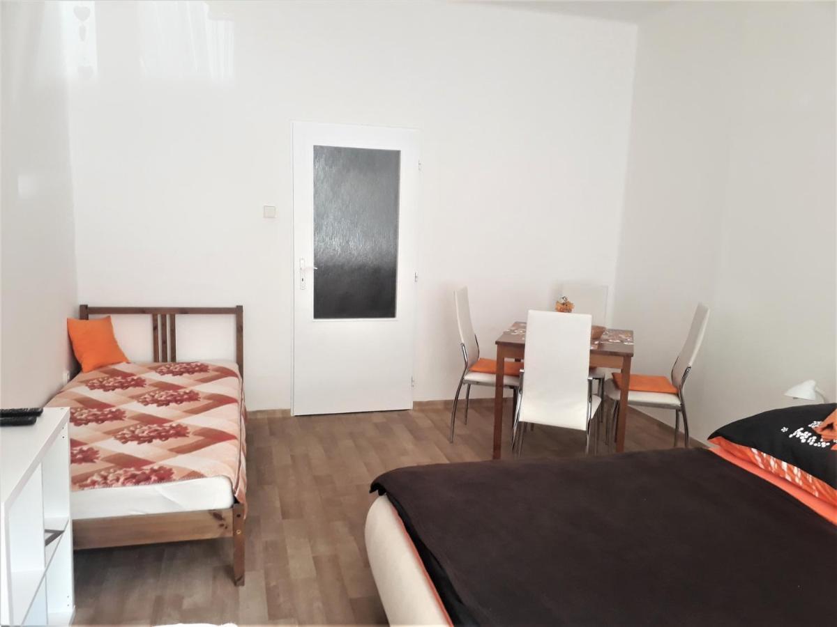 Apartmany كارلستين المظهر الخارجي الصورة